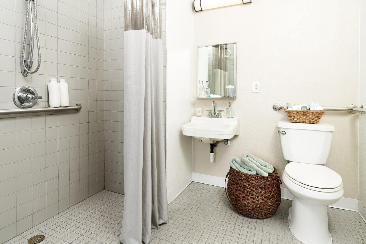 Intown Suites Extended Stay Auburn Al ภายนอก รูปภาพ