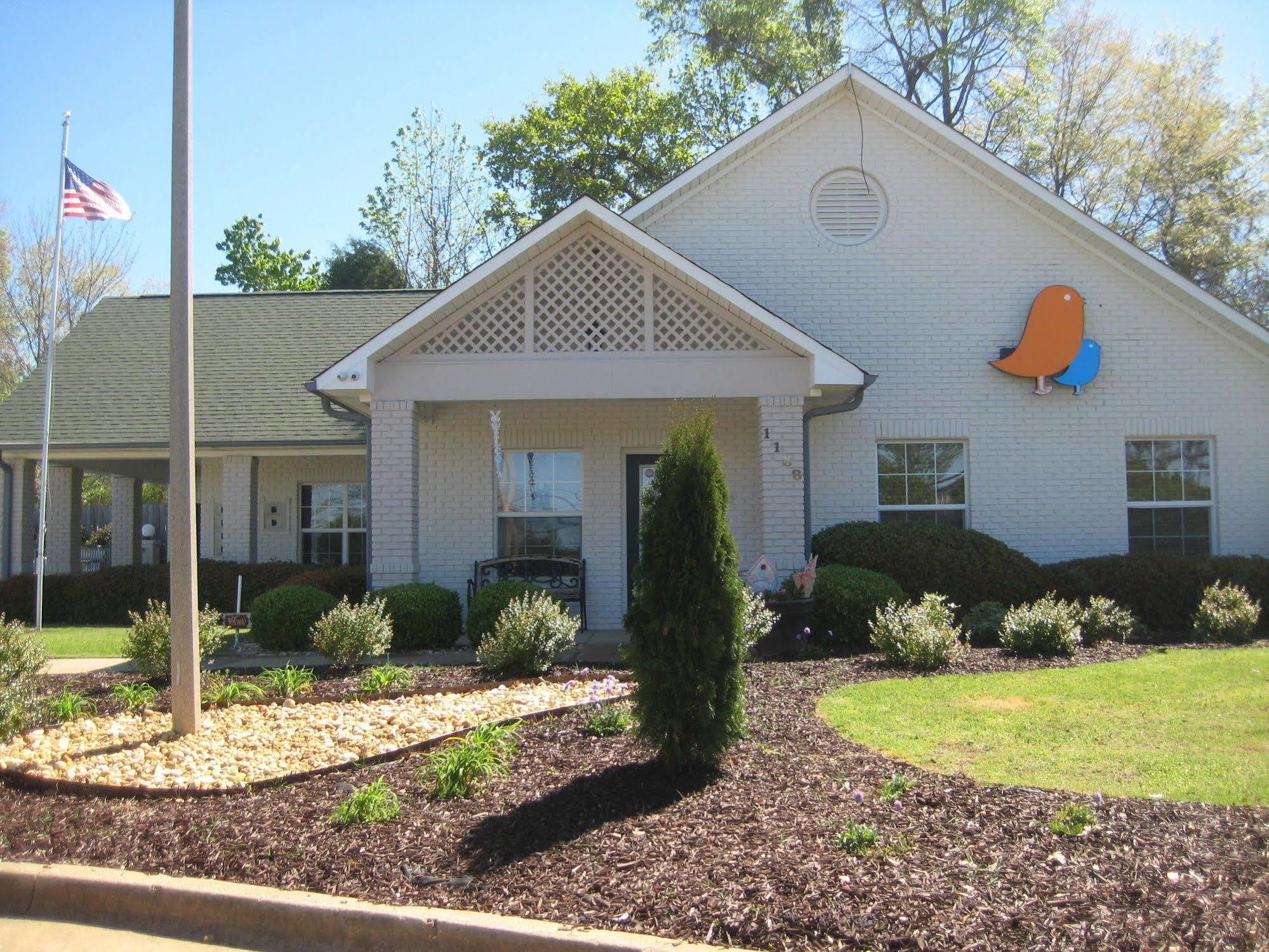 Intown Suites Extended Stay Auburn Al ภายนอก รูปภาพ