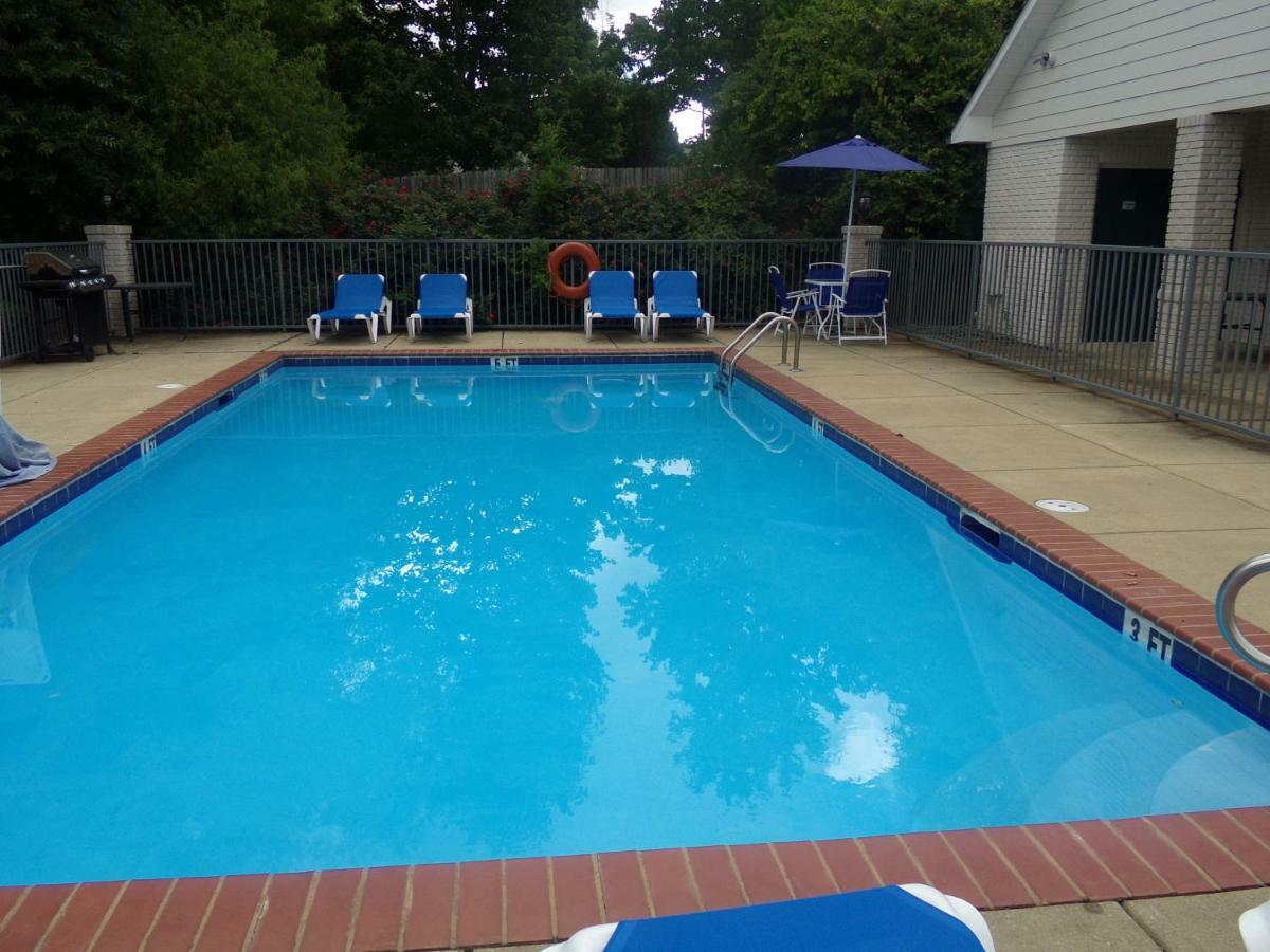 Intown Suites Extended Stay Auburn Al ภายนอก รูปภาพ